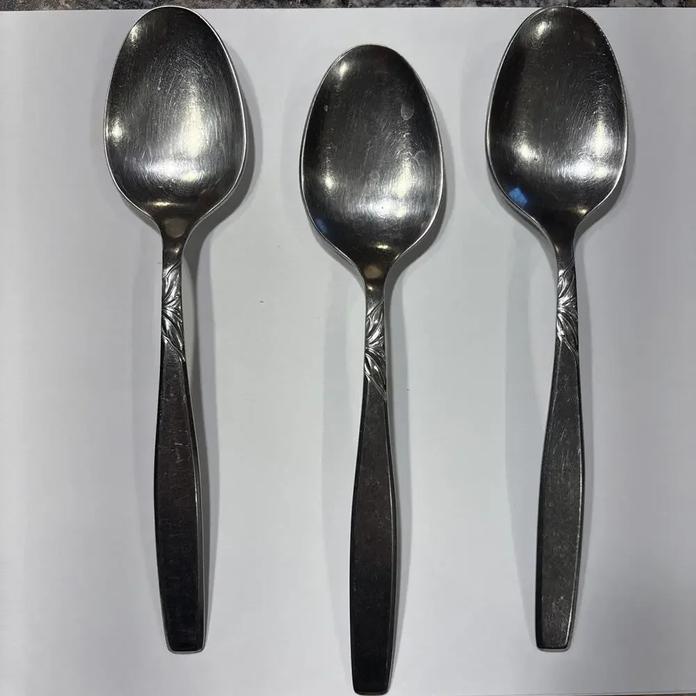 Vintage Supreme Stainless USA Swirl Flatware Lot 19 Forks Spoons Knives Oneida